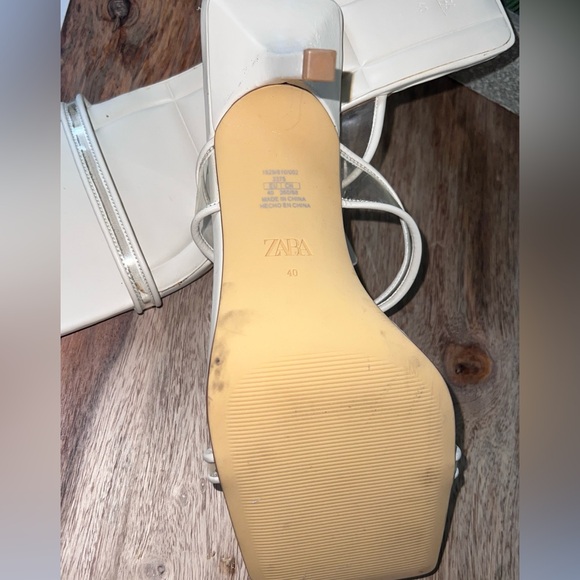Zara beige heeled sandals - Picture 3 of 7